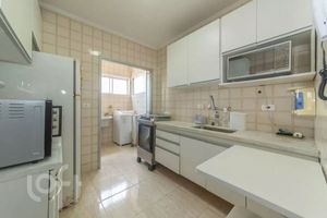 Image 13 - 876903