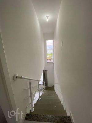 Image 18 - 876908