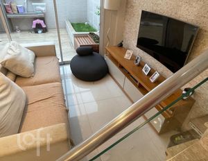 Image 9 - 876910
