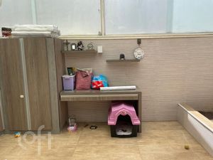 Image 6 - 876910