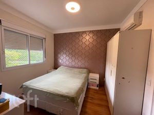Image 14 - 876910
