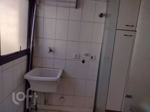 Image 11 - 876911