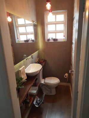 Image 15 - 876916