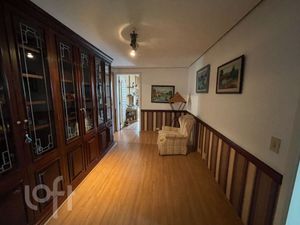 Image 16 - 876918