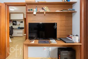 Image 31 - 876927