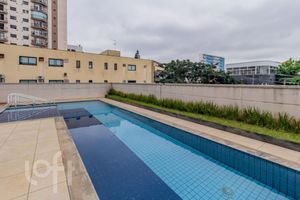 Image 34 - 876931