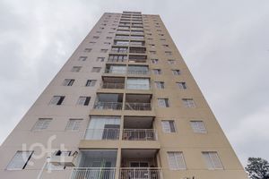 Image 35 - 876931