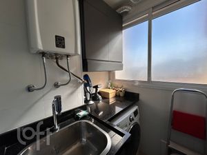 Image 8 - 876931