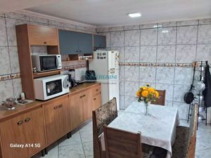 Image 6 - 876934