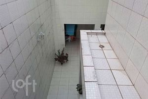 Image 12 - 876936