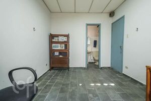 Image 10 - 876937