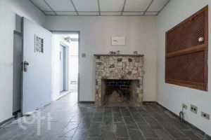 Image 1 - 876937