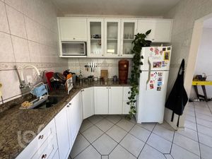 Image 2 - 876940