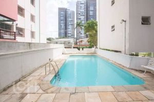 Image 3 - 876941