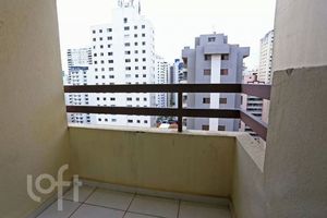 Image 29 - 876943