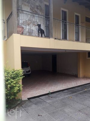 Image 4 - 876944