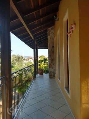 Image 6 - 876944