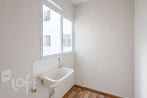 Image 6 - 876946