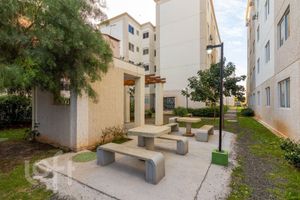 Image 27 - 876946