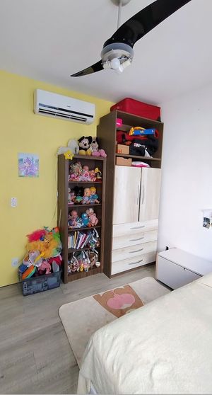 Image 19 - 876951