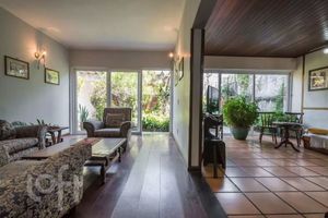 Image 3 - 876952