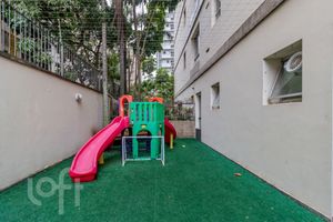 Image 62 - 876955