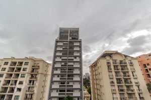 Image 6 - 876955