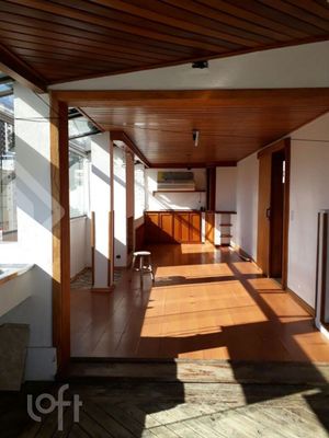 Image 13 - 876957