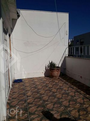 Image 21 - 876957