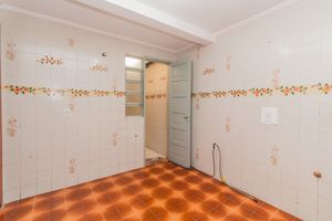 Image 17 - 876993