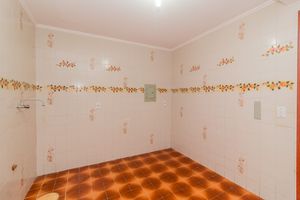 Image 19 - 876993