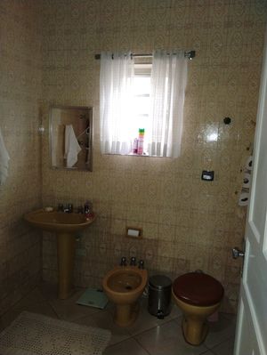 Image 9 - 877042