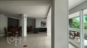 Image 7 - 877046