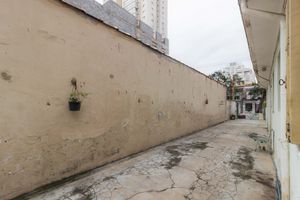 Image 31 - 877077