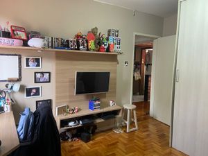 Image 3 - 877087