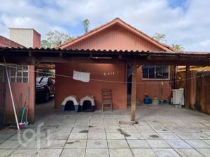 Image 10 - 877104