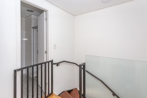 Image 7 - 877134