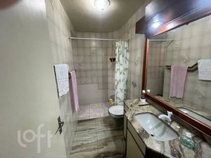 Image 8 - 877176