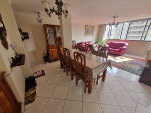 Image 4 - 877177