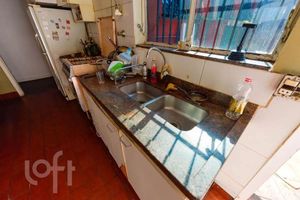 Image 5 - 877184