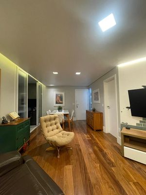 Image 3 - 877194