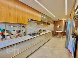 Image 1 - 877196