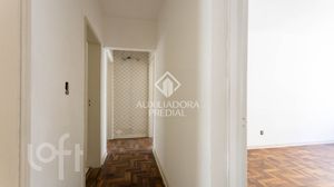 Image 4 - 877204