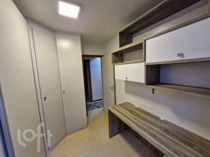 Image 7 - 877210