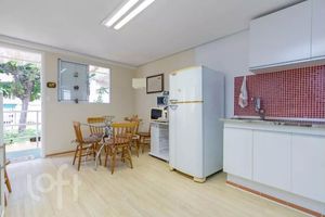Image 3 - 877212