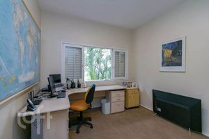 Image 36 - 877212