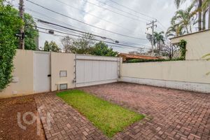 Image 75 - 877212