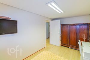 Image 39 - 877212
