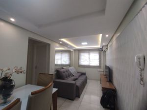 Image 11 - 877213