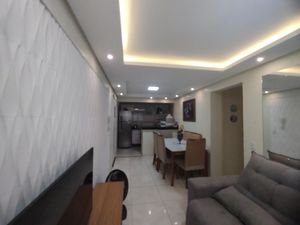 Image 12 - 877213